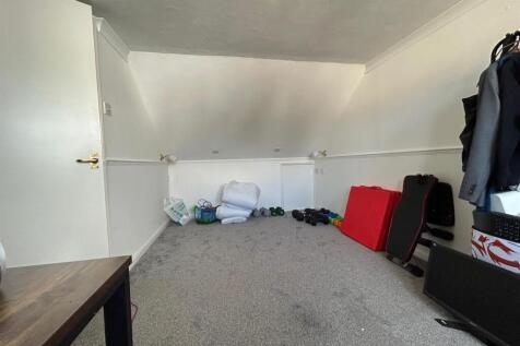 Bedroom 3.jpg