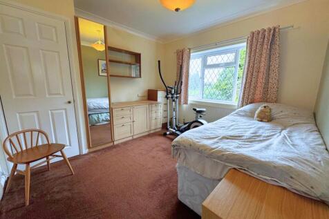 Bedroom 2.jpg