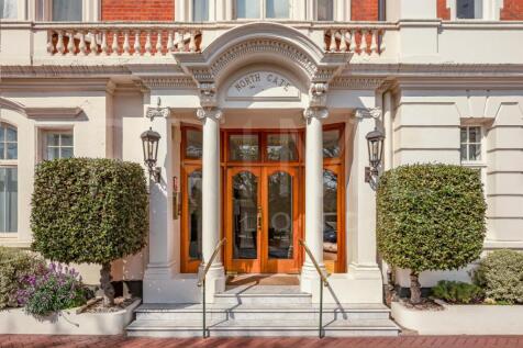 ENTRANCE (4).jpg