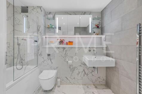 BATHROOM2 (27).jpg