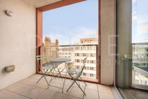 TERRACE.jpg