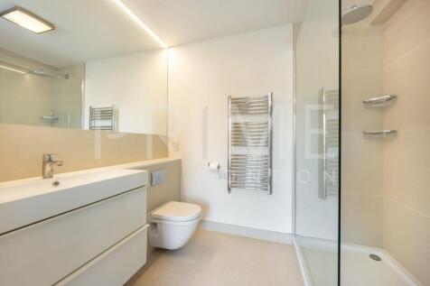 BATHROOM2 (18).jpg