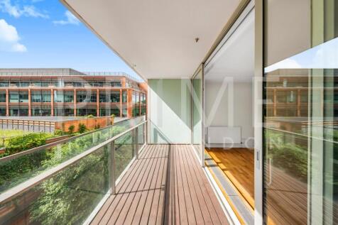 BALCONY2 (3).jpg