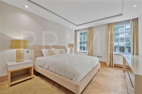 BEDROOM1b (25).jpg