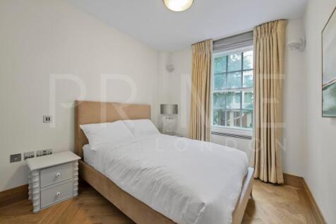 BEDROOM2 (10).jpg