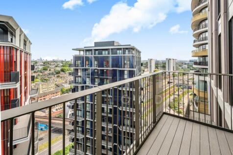 BALCONY1.jpg