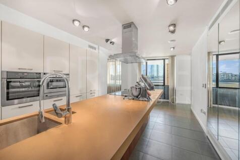 KITCHEN1.jpg