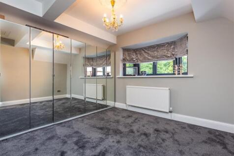 The Chimneys Park Street Worksop S80 1HH-14.jpg