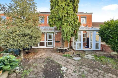 3df5a7d3--429C-B74E-00563148643C-20641-00000F0B68D