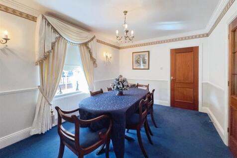 d7cd6403--4517-B83E-66C0A38A7BD2-25779-000010E6DA7