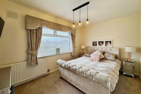 1aa72cff--4348-8006-77026D525172-45164-00001B06A0D