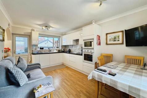 d85a3924--47C4-A237-41C295704B6A-46539-00001C8546D