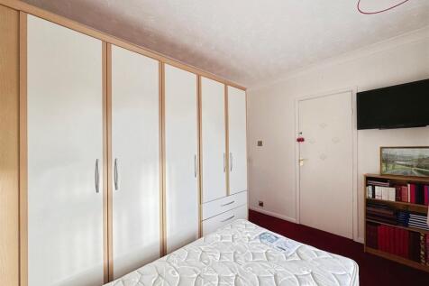 0b4406ad--4668-A321-9B226A546300-46539-00001C85B70