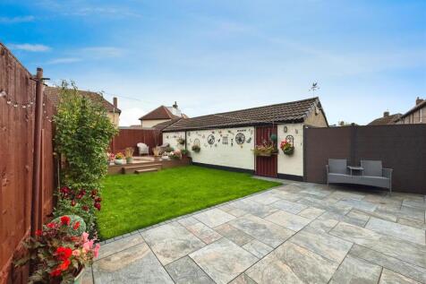 2f3314d9--4B0D-83D5-569C0EBA9BBB-46539-00001C8516A