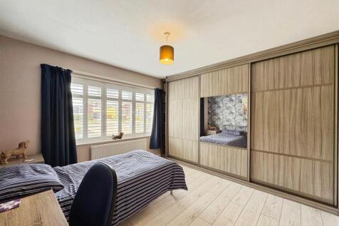 c84691ba--40CC-8AF4-2E8F3AE35D05-47648-00001D89920