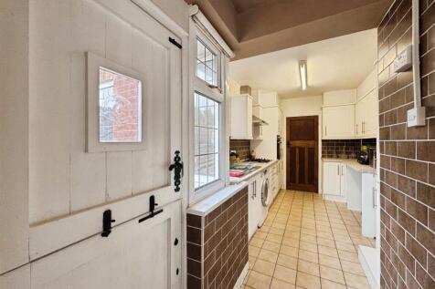 e7e330e2--441D-807B-6BBAA0B7111B-58025-0000278D561