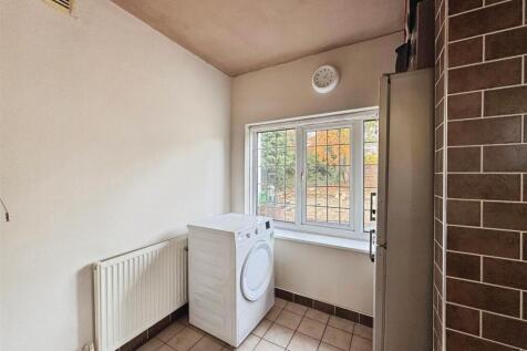 e9bba4f0--4004-80A0-B36465604075-58025-0000278D55B