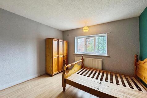 3a23c840--4A04-A232-A9D402E2BAA8-58025-0000278BAF5