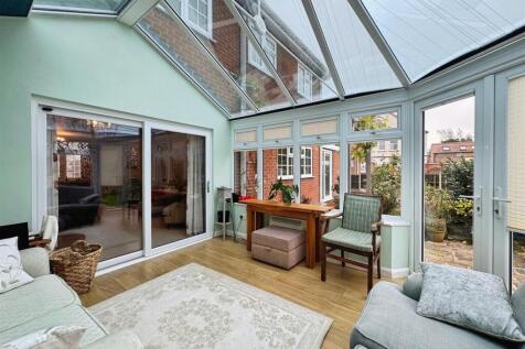 af2ef884-F-4E02-8169-025F3FABFECD-3491-0000037498D