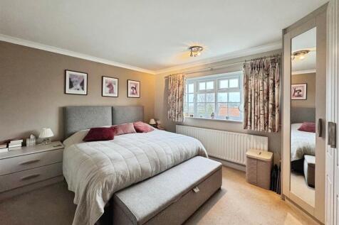 0227d0db-1-4CC2-9D22-BFBE09E60DE8-3491-00000375A5F