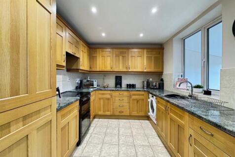 c4ce60a1-7-4B46-A7B5-2247249F7325-5587-000004A8943