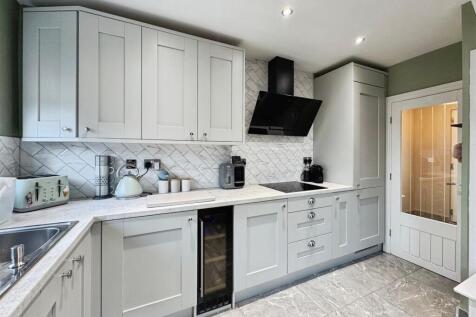 56c210f1-9-4CFD-8541-CB04F2A5D29D-5587-000004C9182