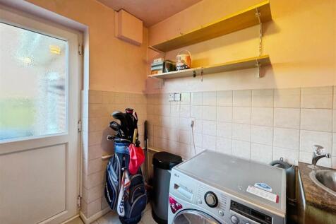 2f2d4db3-7-4854-BC5A-57A24C34385D-5587-00000574B57