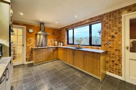 4b010f72--417A-A7AF-C763F63B7FA7-14648-00000ACB895