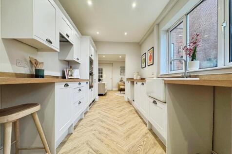 8b3ed9e2--438A-9503-F7E511F34993-14648-00000AA99FC