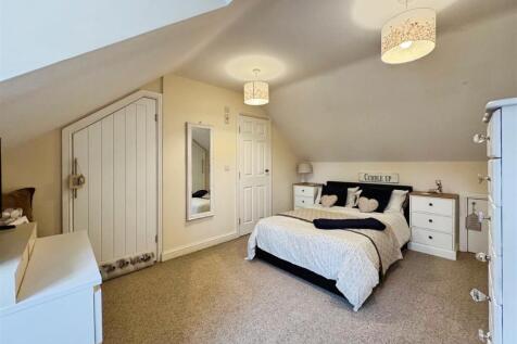 198431bf--4AA0-8395-B8BA2EB97188-39662-0000193B2E2