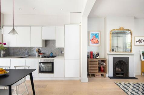 Kitchen/Living Area