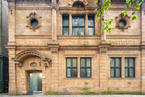 Exterior/Entrance
