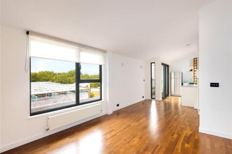 Living Room/Kitchen