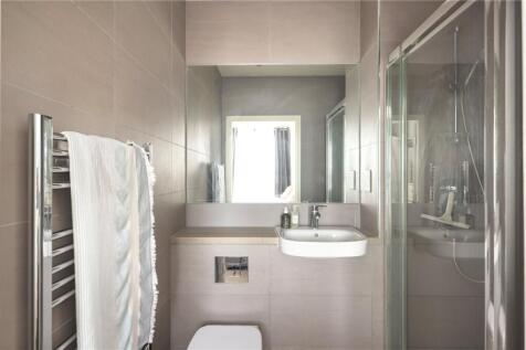 En-Suite 2