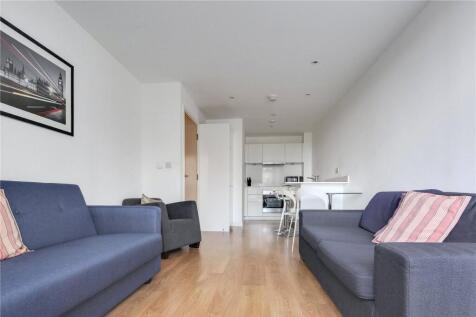 Living Room/Kitchen