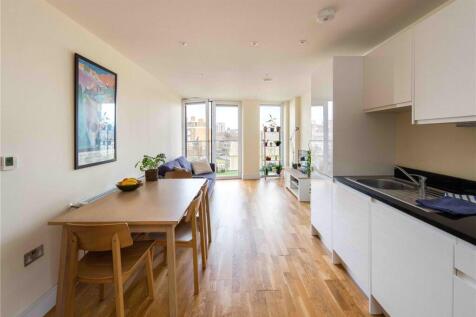 Kitchen/Living Area