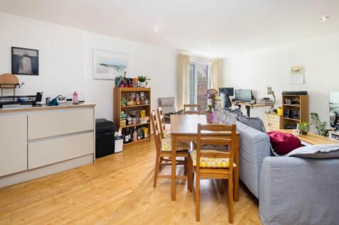 Living Room/Kitchen