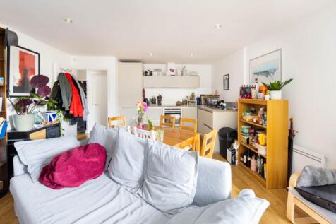 Living Room/Kitchen