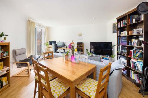 Living Room/Kitchen