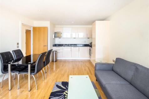 Living Room/Kitchen