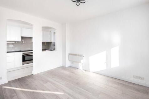 Living Room/Kitchen