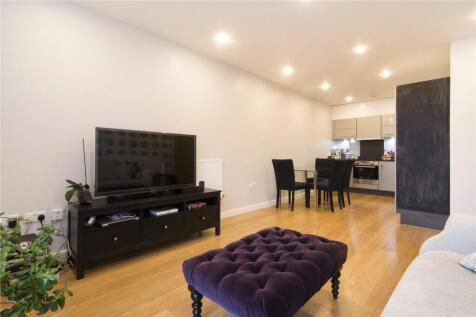 Living Area/Kitchen