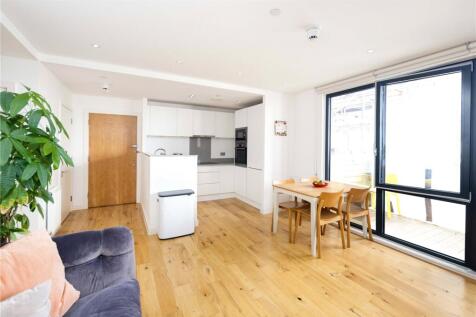 Living Room/Kitchen
