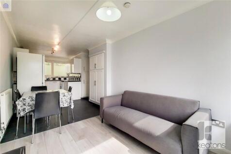Living Room/Kitchen