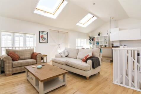 Living Room/Kitchen