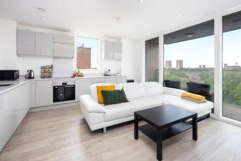 Living Room/Kitchen