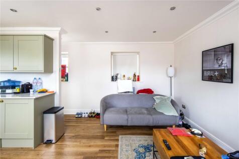 Kitchen/Living Area