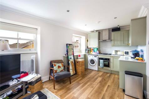 Living Area/Kitchen