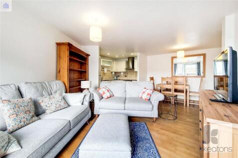 Living Room/Kitchen
