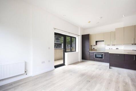 Living Room/Kitchen
